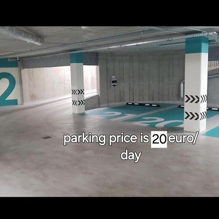 Happy Inn Egle, Self Check-In-24-7, A-C, Parking-In-The-Underground-Garage VNO Kültér fotó
